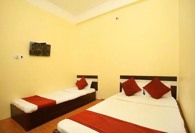 هتل Spot On 503 Lisno Restaurant And Lodge