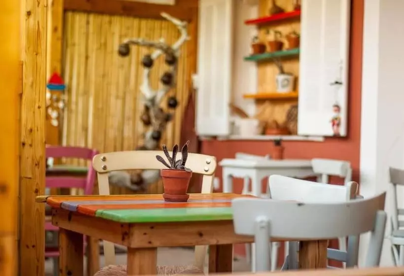 Kanela Studios