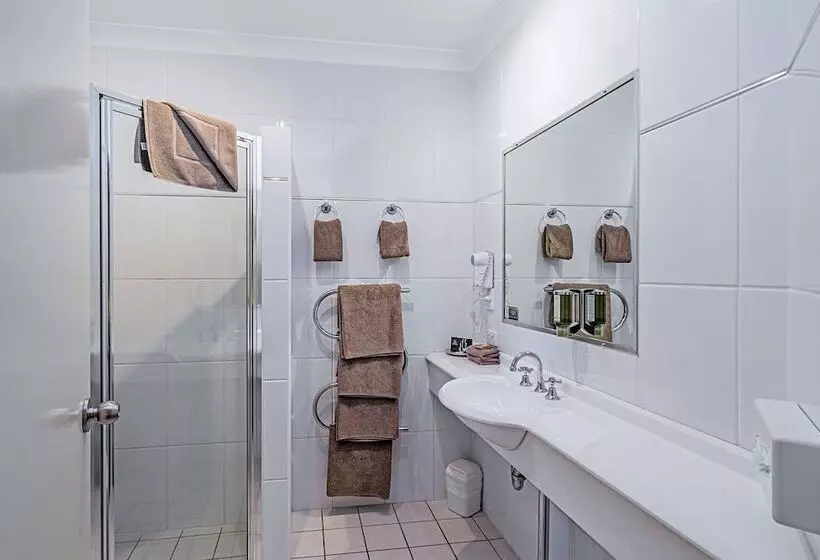 モーテル Akuna Motor Inn And Apartments