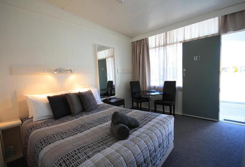 汽车旅馆 Hi Way Motor Inn