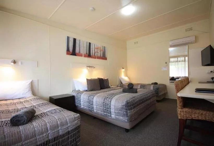 Motelli Hi Way Motor Inn