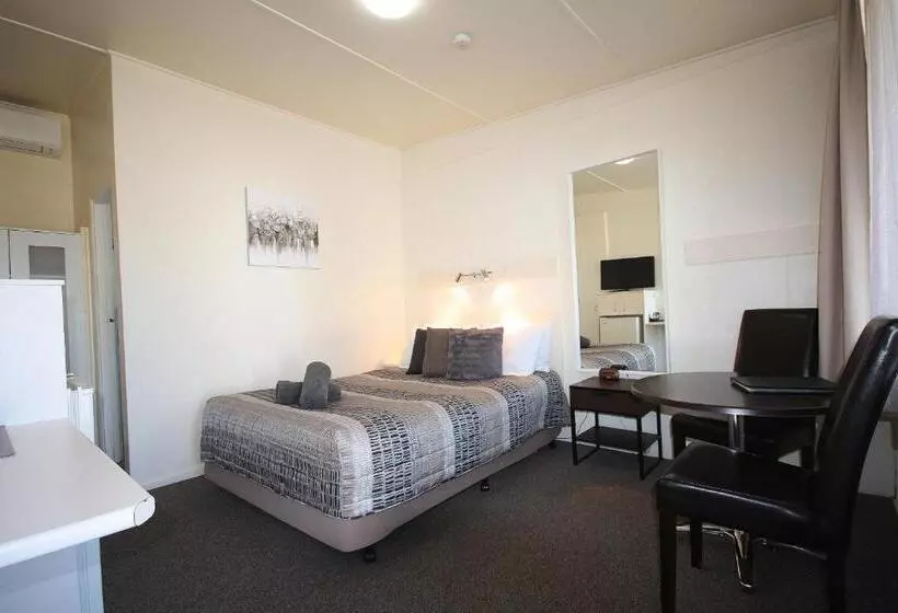 Motelli Hi Way Motor Inn