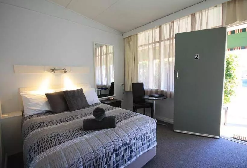 Motelli Hi Way Motor Inn