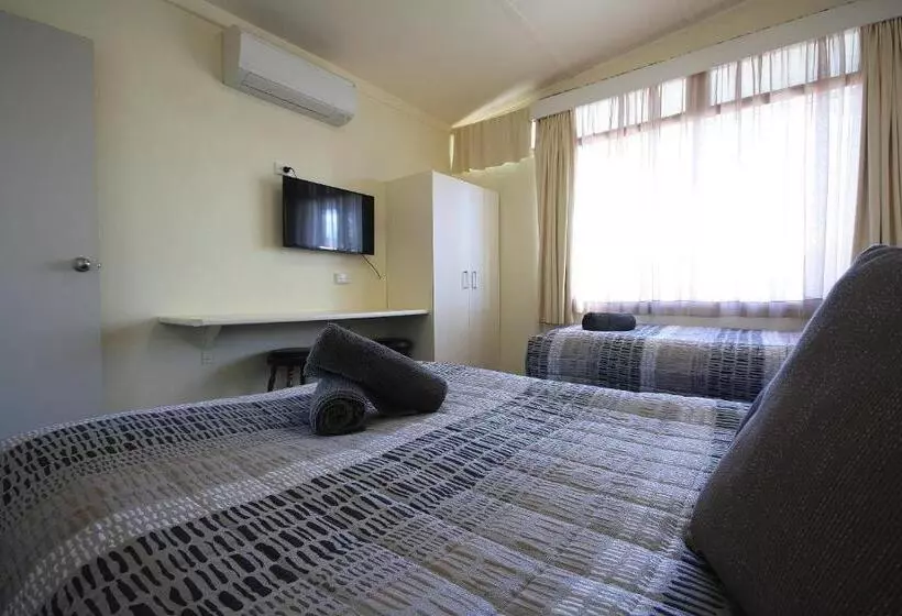 Motelli Hi Way Motor Inn