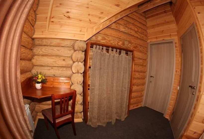 פנסיון Guest House Tolstiy Kot