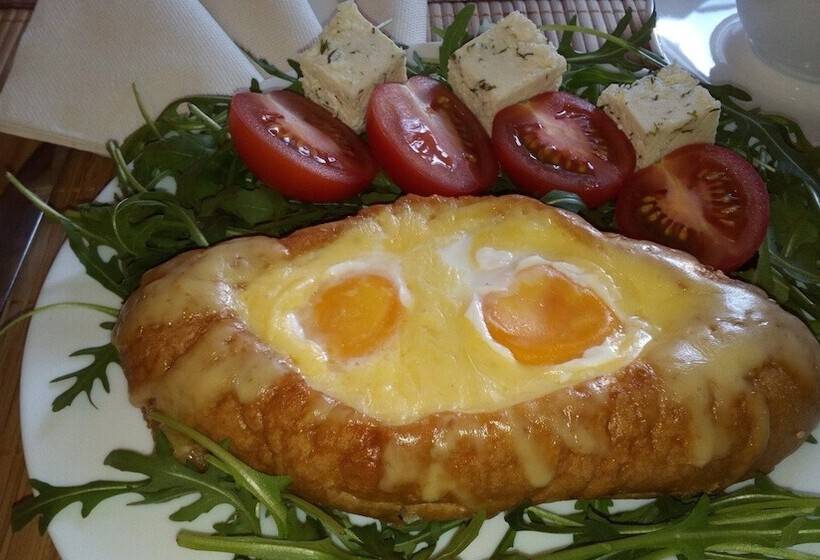 פנסיון Guest House Tolstiy Kot