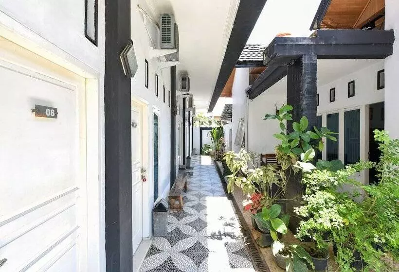 Retkeilymaja Homestay Rumah Puti By Oyo Rooms