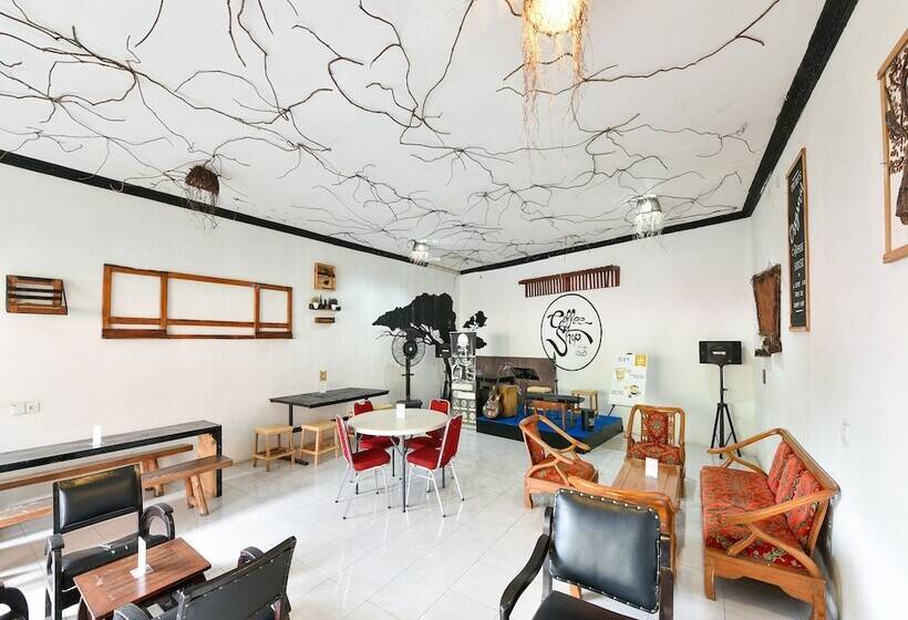 הוסטל Homestay Rumah Puti By Oyo Rooms