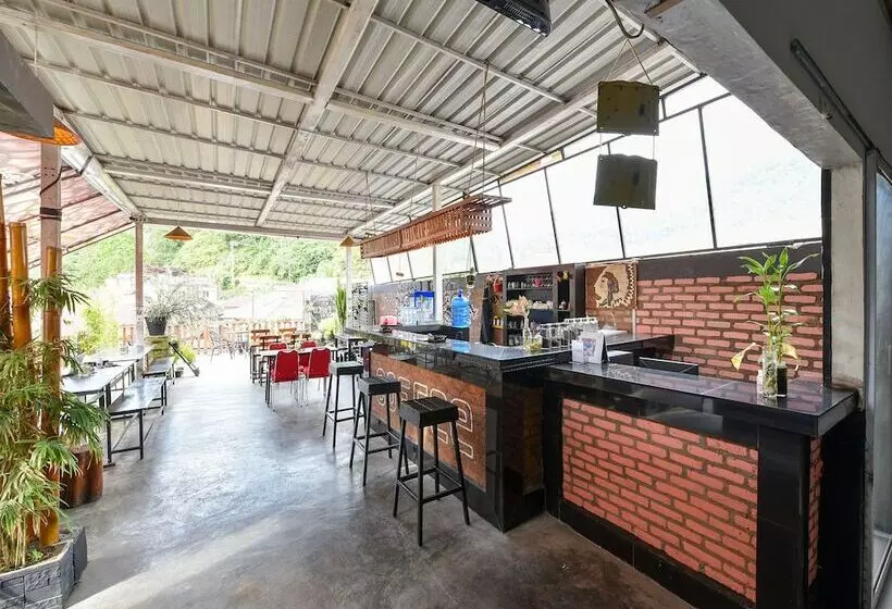 Retkeilymaja Homestay Rumah Puti By Oyo Rooms