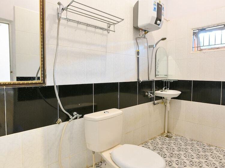 הוסטל Homestay Rumah Puti By Oyo Rooms