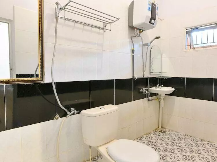 Retkeilymaja Homestay Rumah Puti By Oyo Rooms