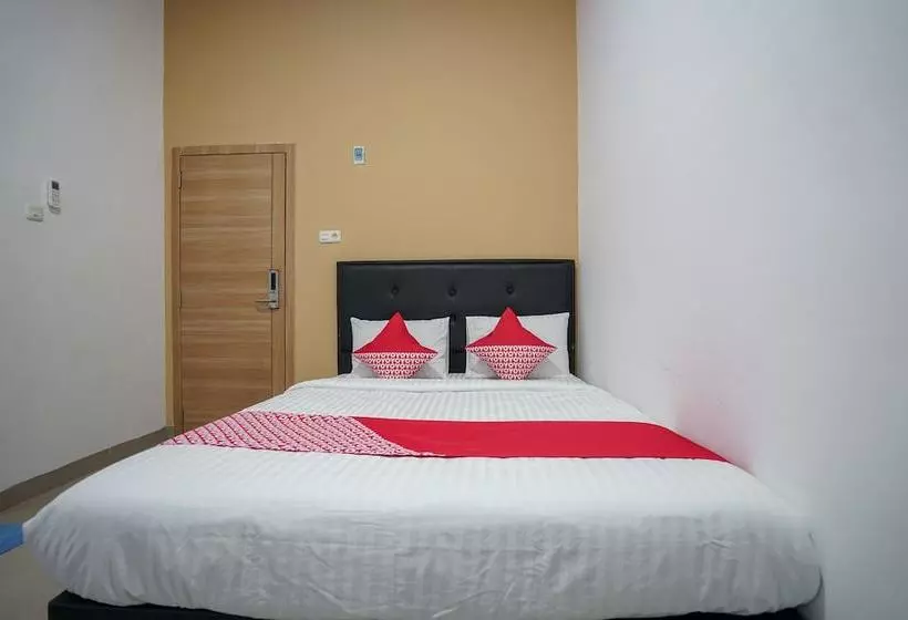 ユースホステル Mega Kost 2 By Oyo Rooms