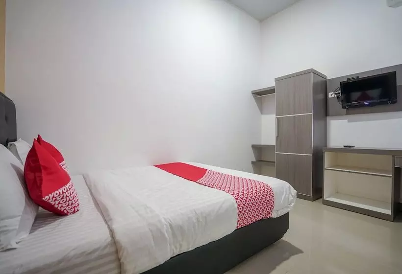 ユースホステル Mega Kost 2 By Oyo Rooms