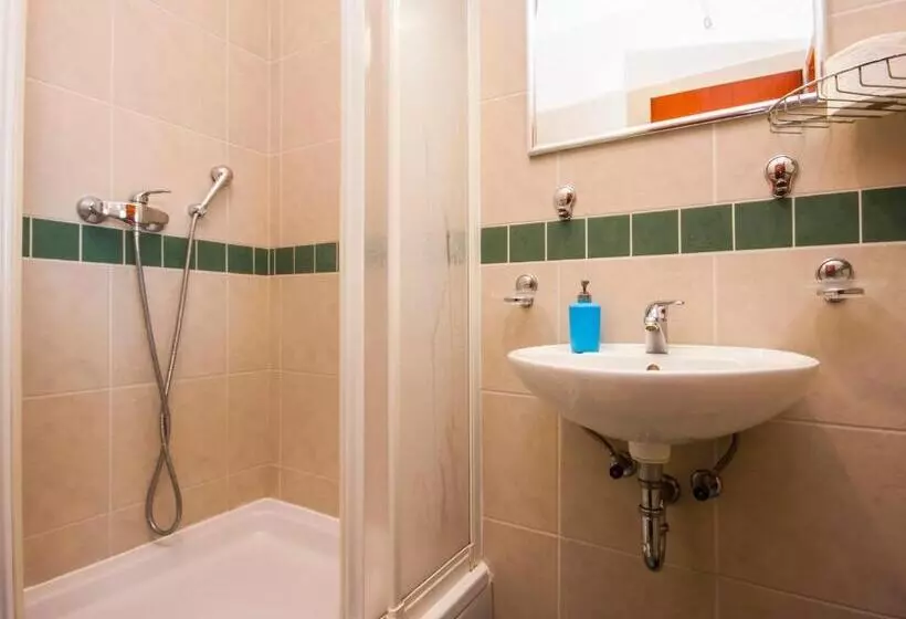 Apartment Toni 555