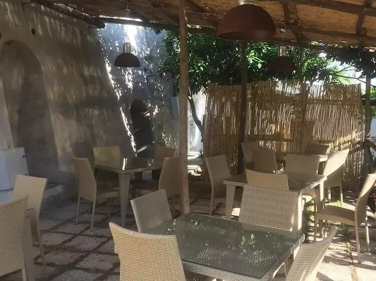 تختخواب و صبحانه Casa Amorino