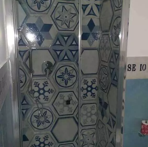 تختخواب و صبحانه Casa Amorino