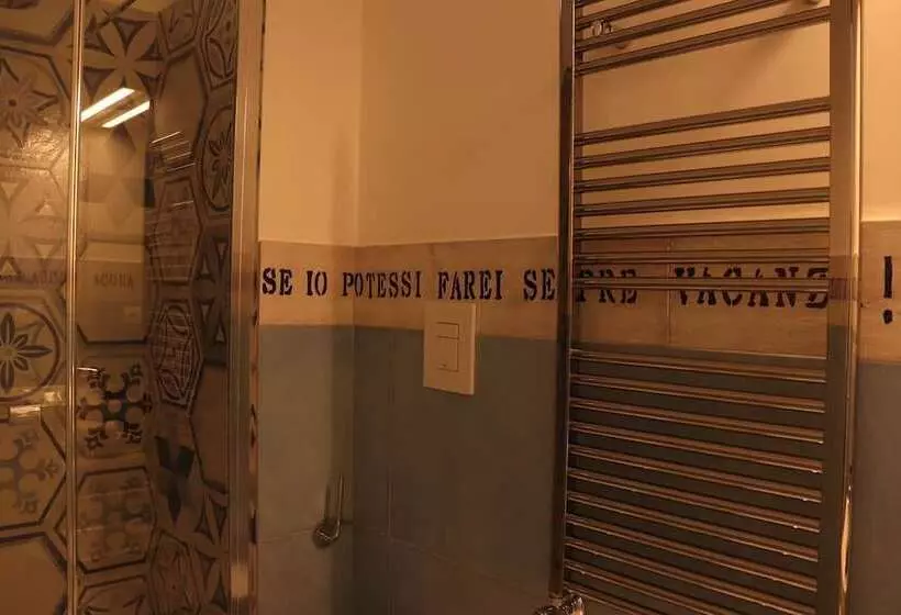 تختخواب و صبحانه Casa Amorino