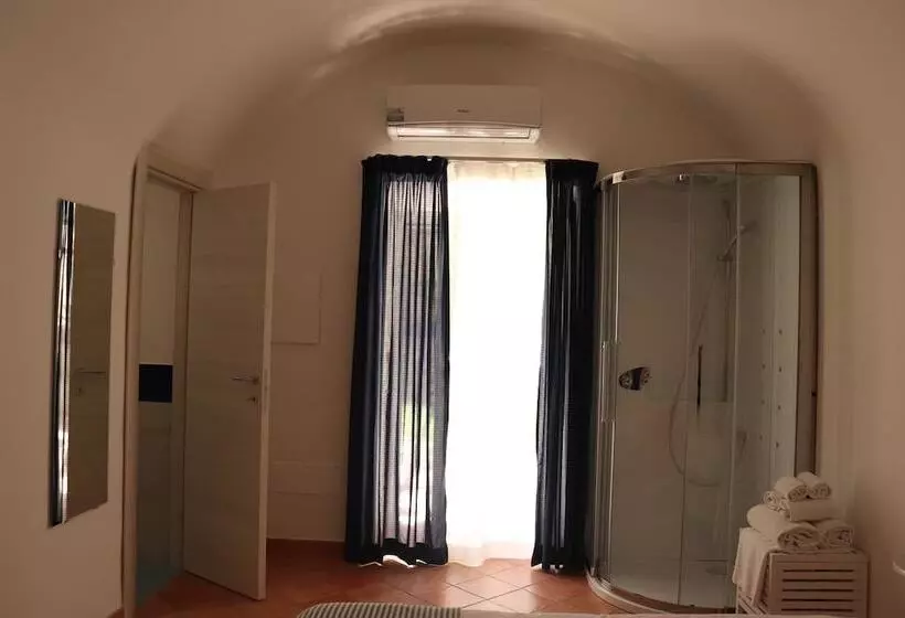 تختخواب و صبحانه Casa Amorino
