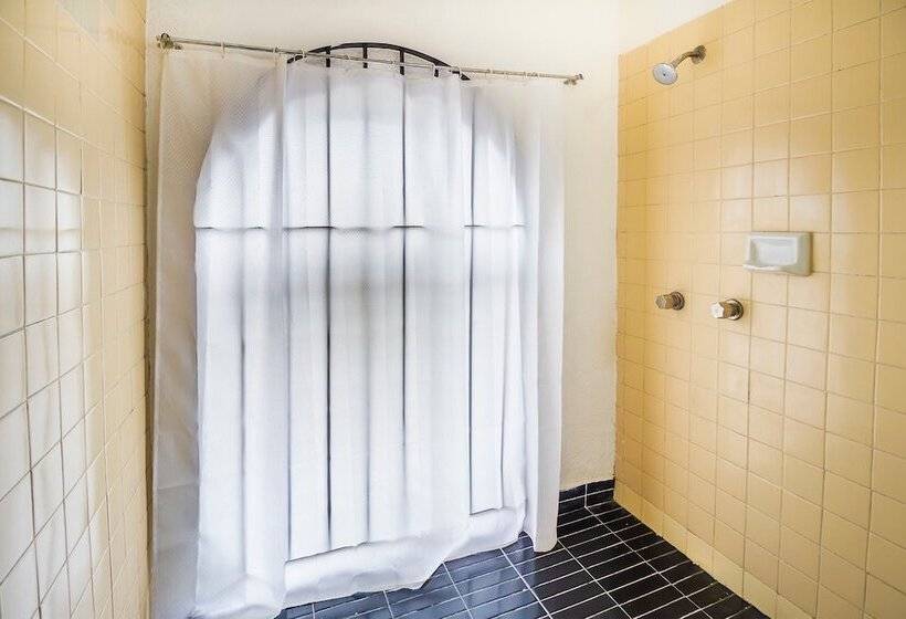 Gran Hotel Galerias Plaza