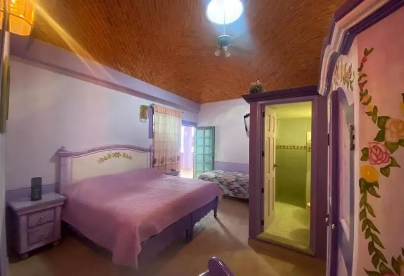هتل Casa Morada