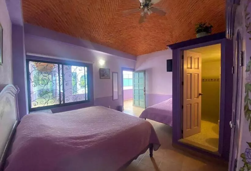 هتل Casa Morada