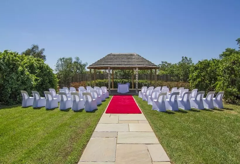 Hotelli Dubbo Rhino Lodge