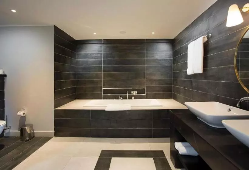 Le Centell Hotel & Spa