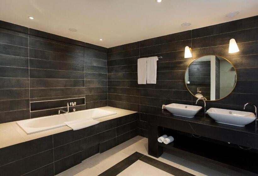 Le Centell Hotel & Spa