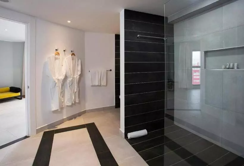 Le Centell Hotel & Spa