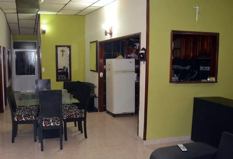 Hotelli Mayleen Colonial
