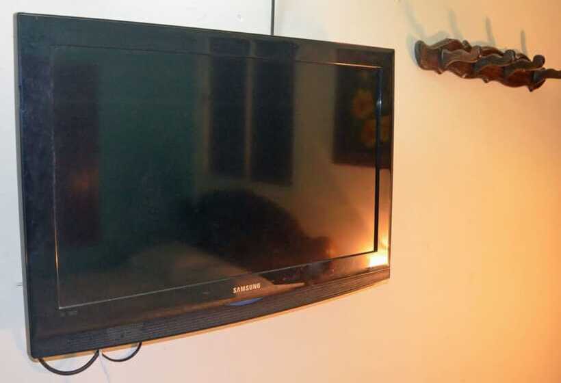 Отель Mayleen Colonial