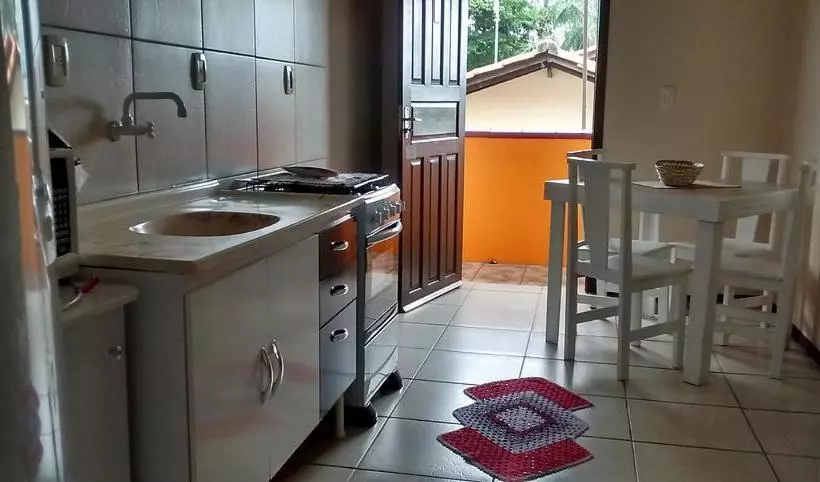 ホテル Pousada Leal