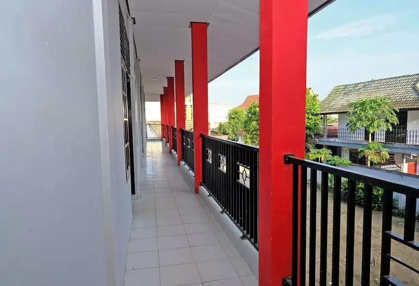 هتل Steze Kost By Oyo Rooms