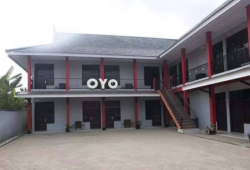 هتل Steze Kost By Oyo Rooms