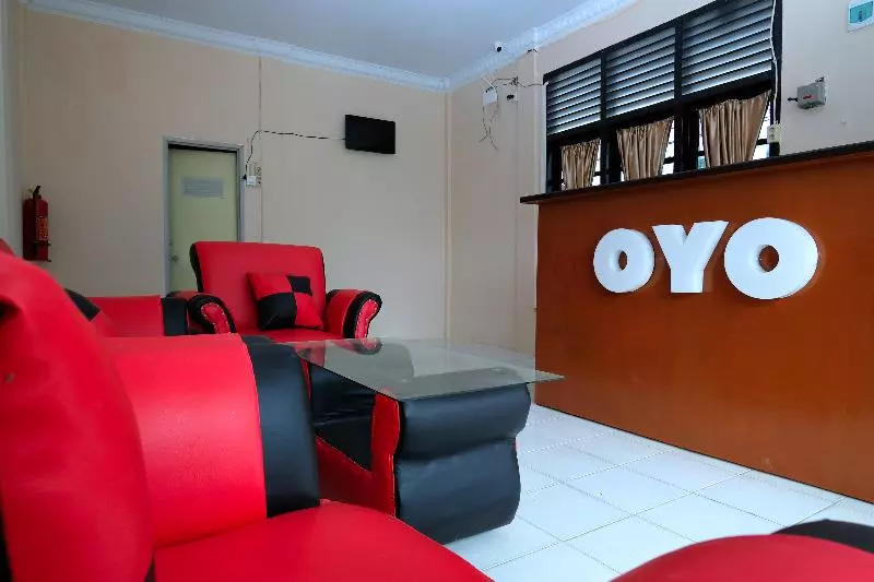 هتل Steze Kost By Oyo Rooms