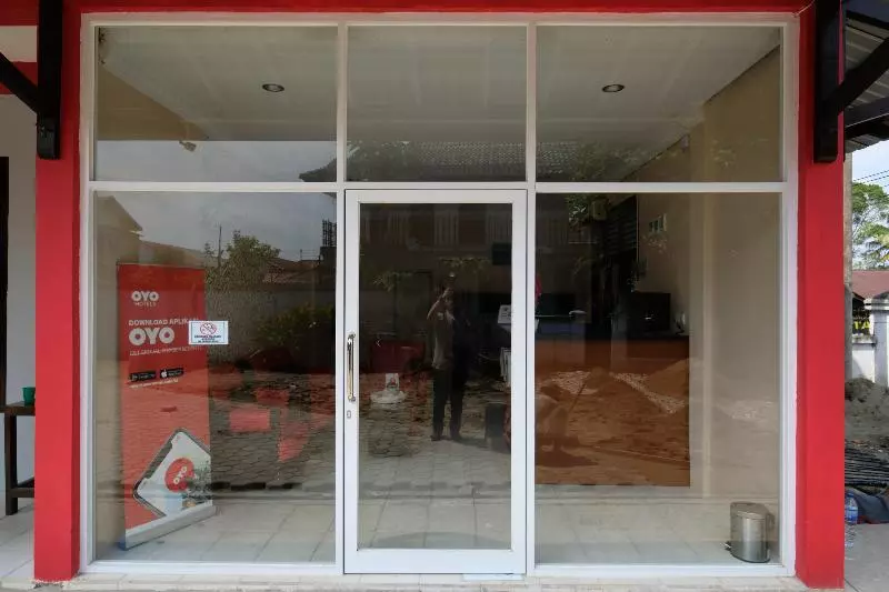 هتل Steze Kost By Oyo Rooms