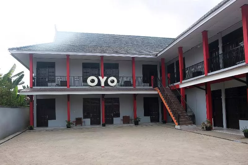 هتل Steze Kost By Oyo Rooms