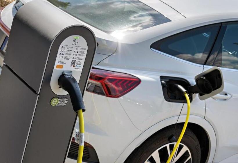 Отель Hey Lou Nördlingen