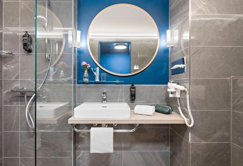 Отель Hey Lou Nördlingen