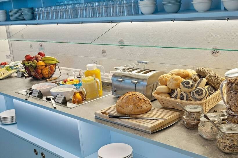 Отель Hey Lou Nördlingen