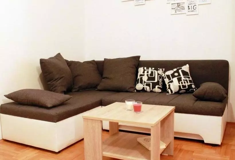 Apartments Radmila