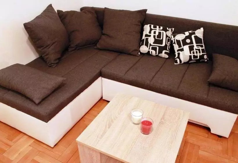 Apartments Radmila