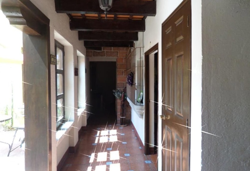 هتل Casa Del Cerro