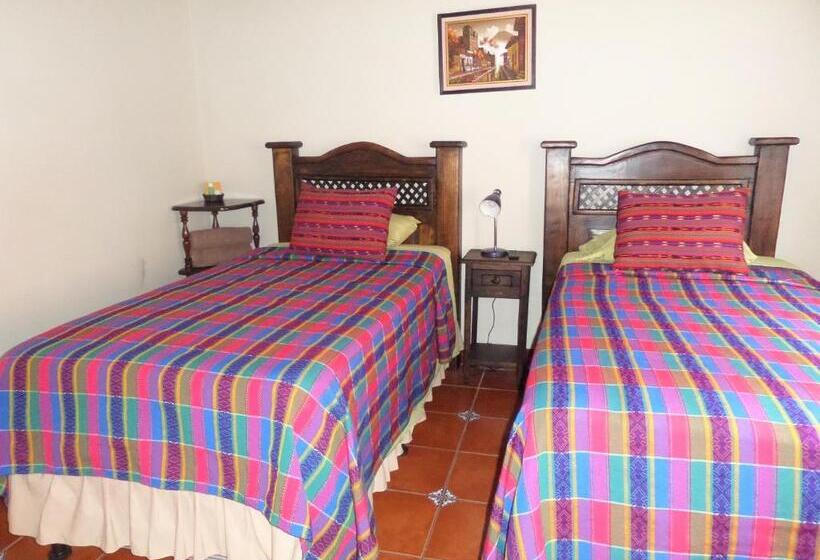 هتل Casa Del Cerro