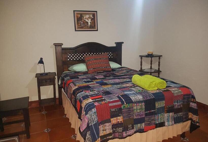 هتل Casa Del Cerro