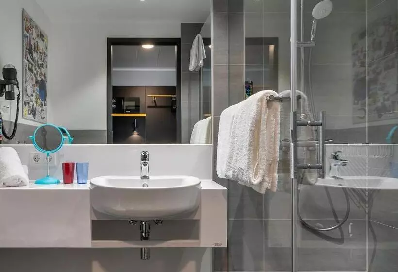 Hotelli Holiday Inn   The Niu, Fury Aschheim Messe, An Ihg