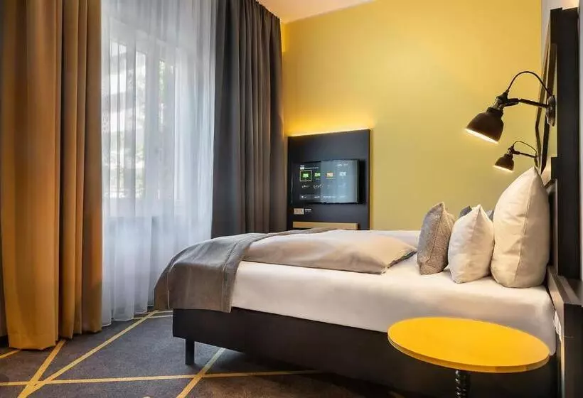 Hotelli Holiday Inn   The Niu, Fury Aschheim Messe, An Ihg