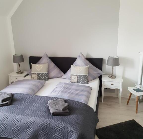 Отель Townhuus No. 1 / Dieksee