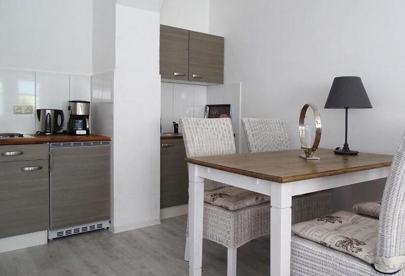 Отель Townhuus No. 1 / Dieksee