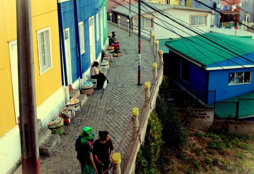 هاستل Hostal La Casa Azul